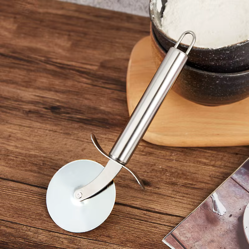 Acier inoxydable Pizza roue unique coupe outils diamètre 6.5 CM ménage Pizza couteau gâteau outils r