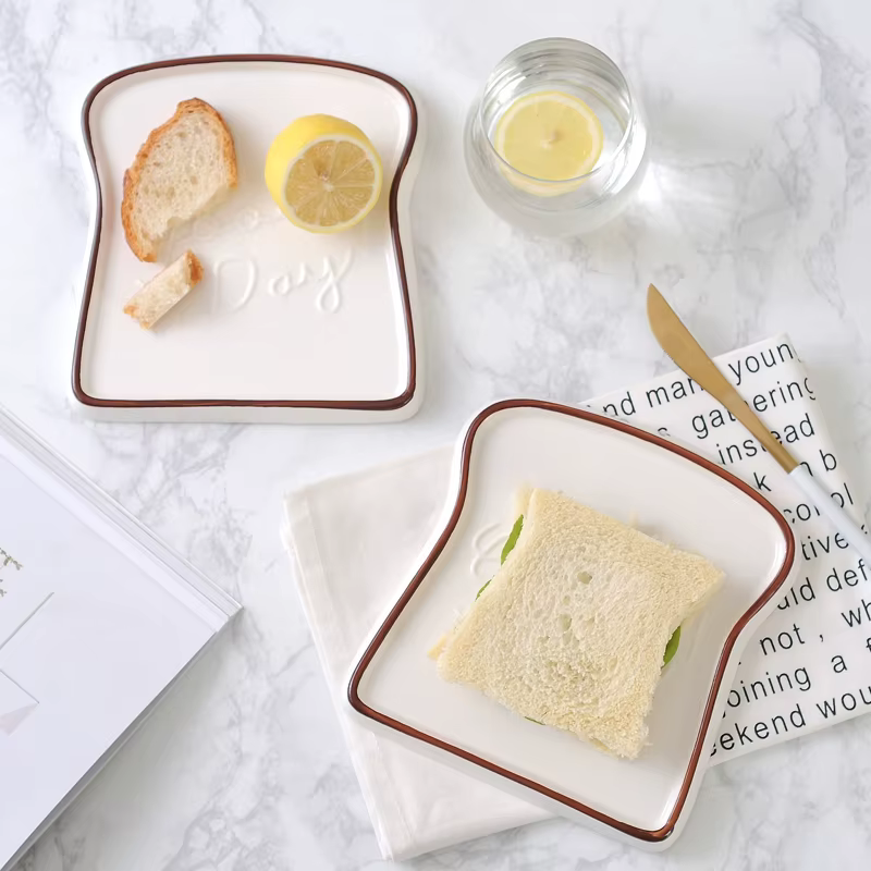1pc bonne journée Toast forme porcelaine assiettes plats nourriture pain Dessert plateau pour petit 