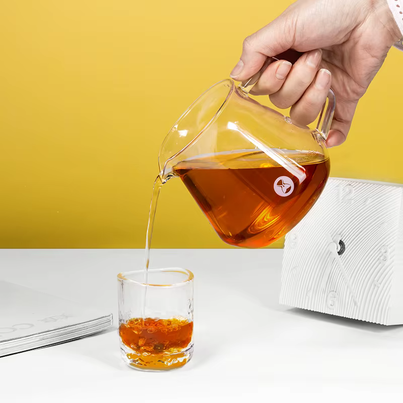 Carafe à café TIMEMORE en verre borosilicate, résistante à la chaleur, avec poignée ergonomique pour