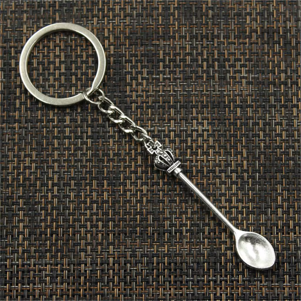 Mini Cuillère avec Porte-Clés pour Dessert, Petite Cuillère de Cuisine Vintage, Cadeau Pendentif DIY