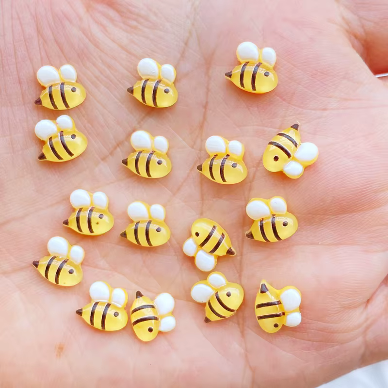 Mini Figurine en résine d'abeille, 50 pièces, artisanat, Cabochon à dos plat, ornement, fabrication
