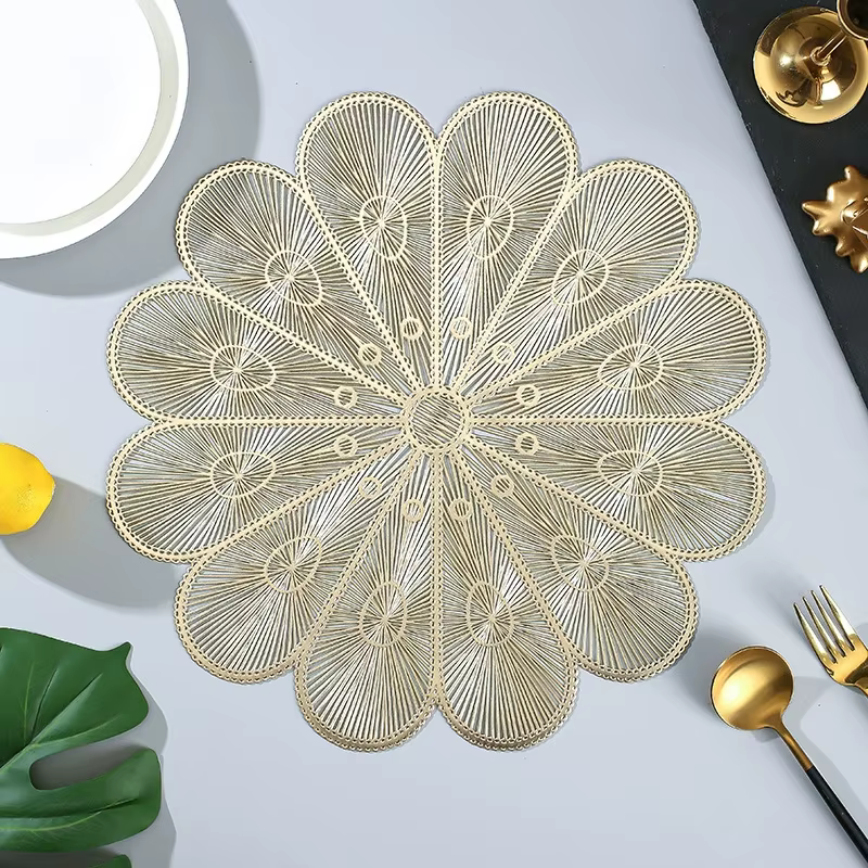 Napperon doré pour table à manger, en vinyle pressé, à fleurs métalliques, lavable et essuyable, pou