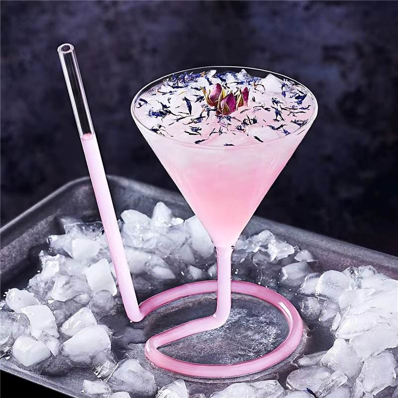 Verre spirale Cocktail tasse créative verre paille verres à vin Triangle jus Martini vin rouge whisk