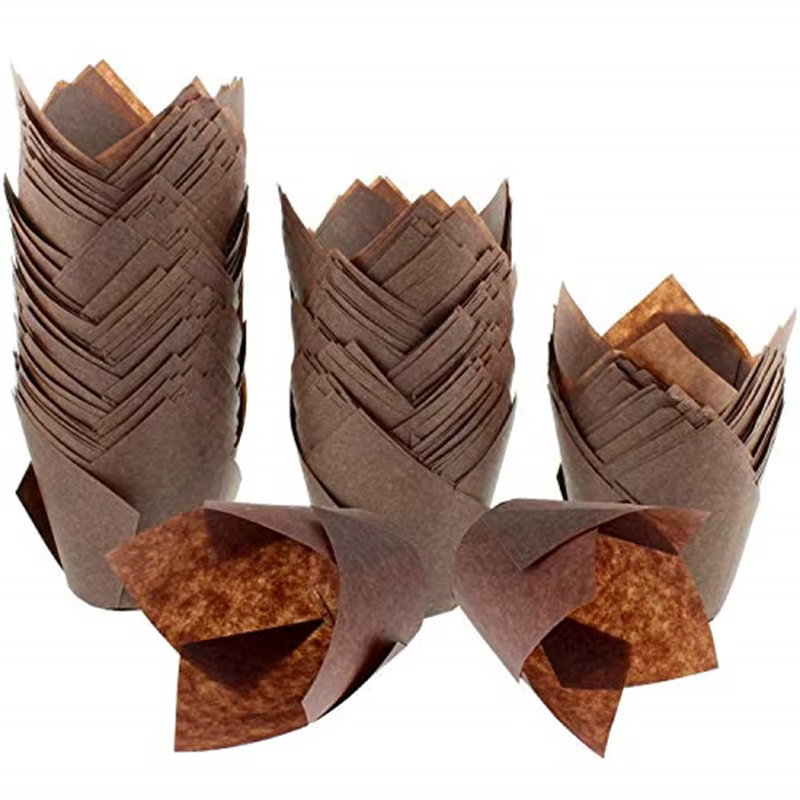 Obtenez créatif avec 200 doublures de cupcakes tulipes – Gobelets de cuisson marron, parfaits pour t