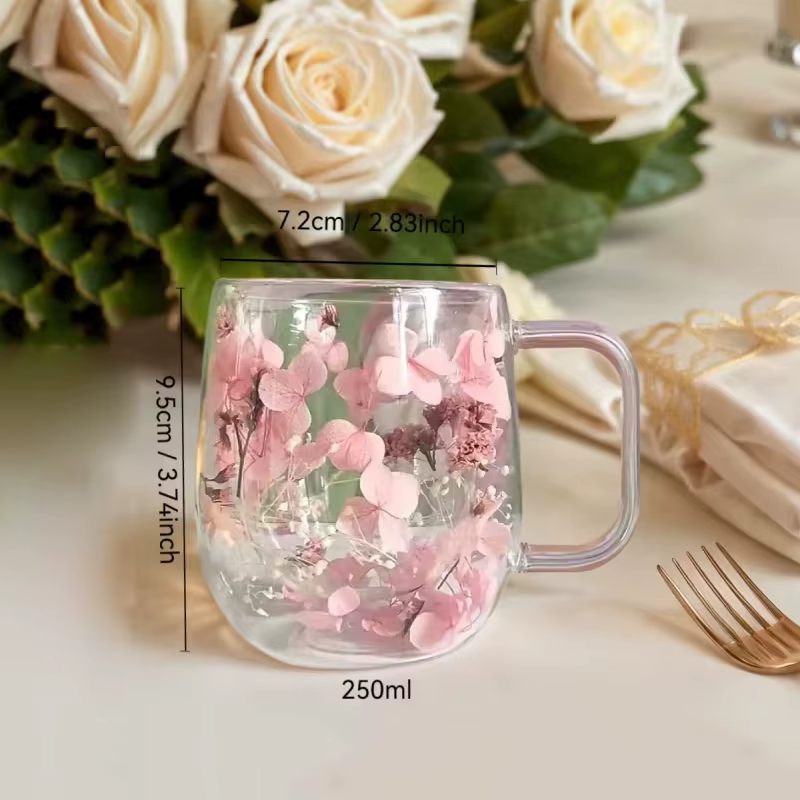 1 tasse à café en verre à double paroi avec un véritable motif de fleurs à l'intérieur, adaptée au c
