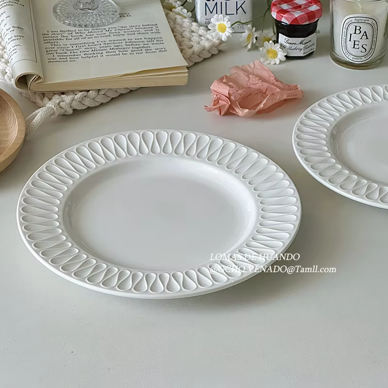 Assiette en Relief blanche française, plat plat occidental haut de gamme pour Restaurant, assiette d