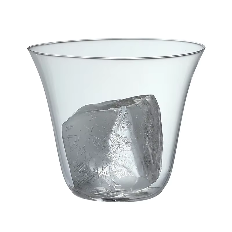 Verre à long drink, verre à jus, verre à eau, verre à cocktail, verre à old fashioned, verre à whisk