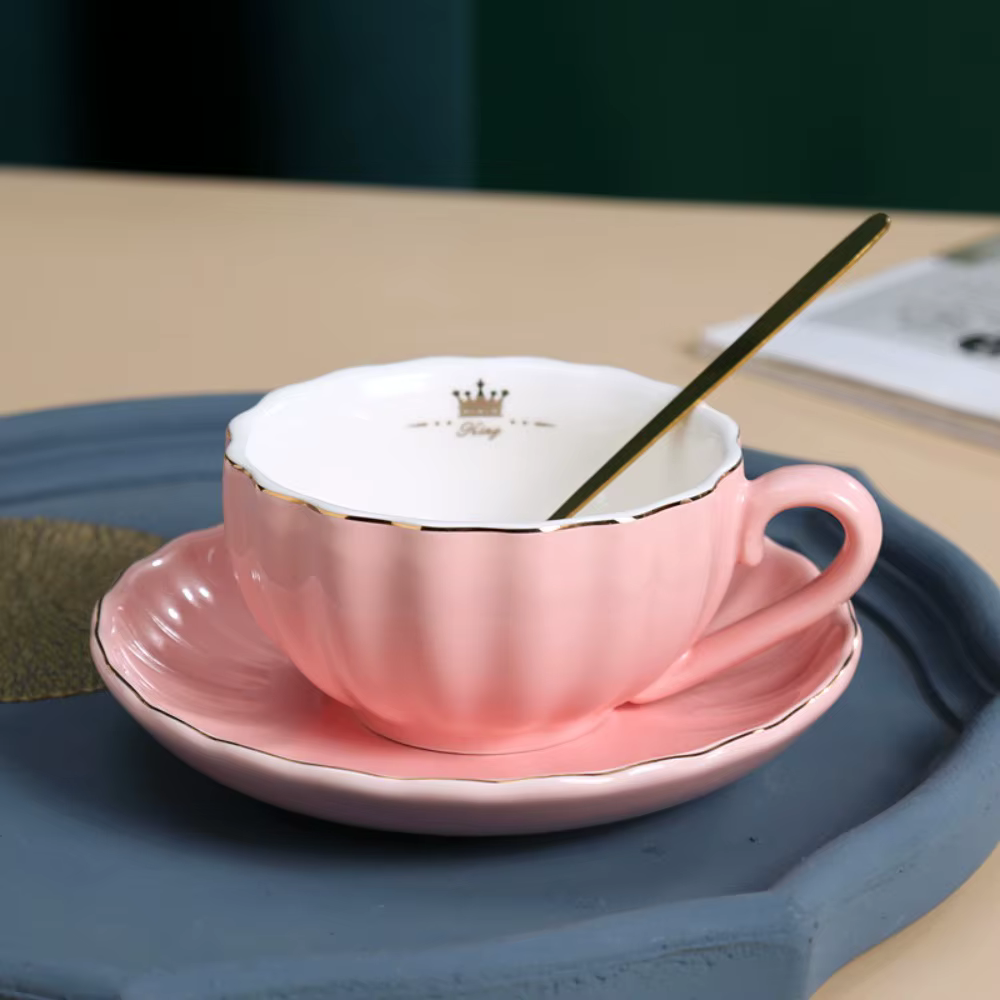 Tasse à café citrouille en céramique, ensemble de luxe léger et élégant, cuillère et assiettes, garn