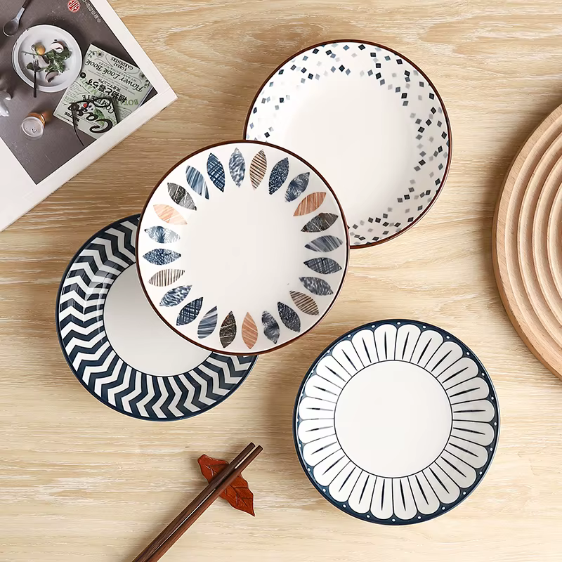 Ensemble d'assiettes en céramique minimalistes de 4 pièces de 5.6 pouces, assiettes multifonctions,