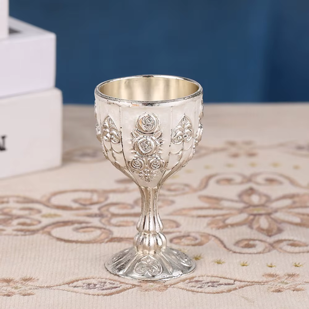 Verres à vin rétro créatifs en métal, style européen, verrerie de table, gobelet à spiritueux, verre