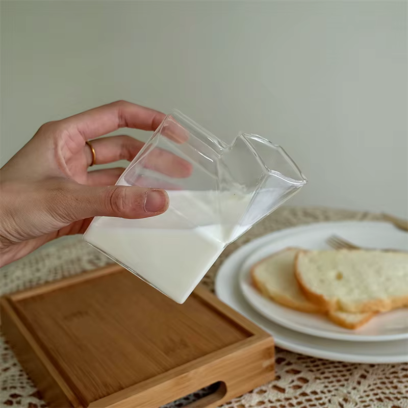 1Pc demi-pinte lait Carton Style créatif Mini crémier cruche verre lait tasse tamis tasse lait tasse