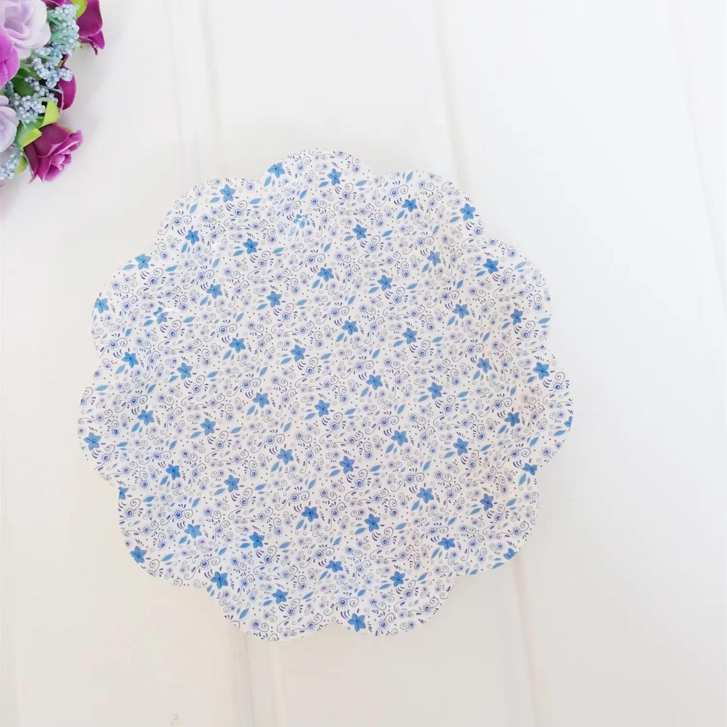 Assiette chinoise en porcelaine bleue et blanche, assiette de décoration de fête, assiette à bord on