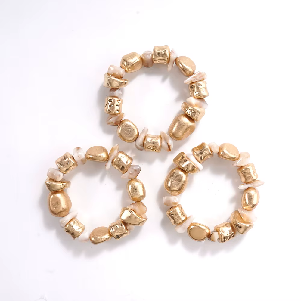 Ensemble de 3 Bracelets Empilables Dorés Iridescent – Bijoux Bohèmes de Luxe pour un Brunch, une Ren