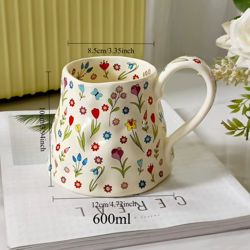 Tasse en céramique de fleur de dessin animé de luxe léger haut de gamme, tasse à café de grande capa