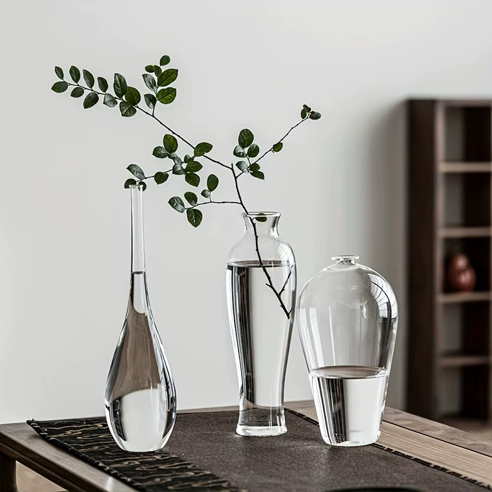 Vases à bourgeons en verre contemporains