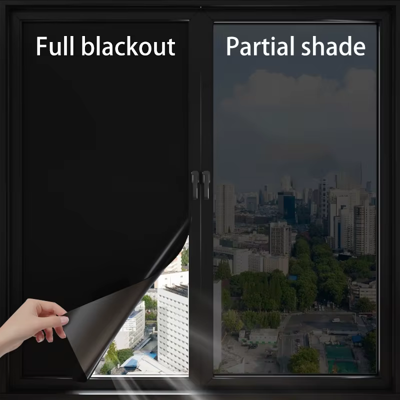 Film de verre miroir unidirectionnel, isolation thermique, protection solaire et intimité, adapté à la décoration du salon et de la cuisine.