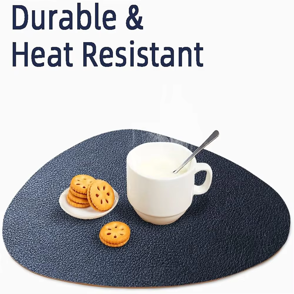 Sets de table coordonnants en similicuir