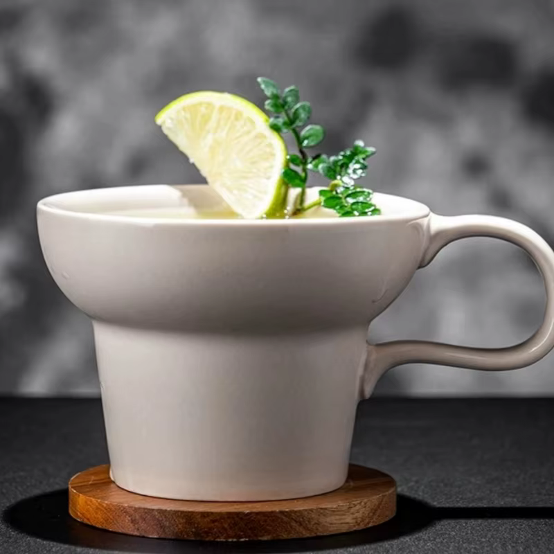 Tasse à café latte de style japonais avec poignée