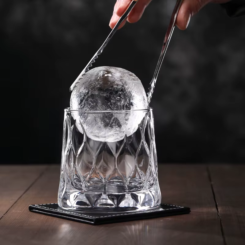 Verres à whisky à l'ancienne pour les amateurs de scotch