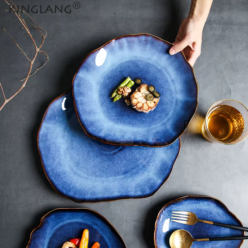 Assiette plate en céramique japonaise
