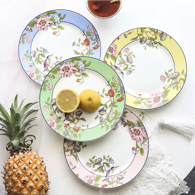 Assiettes haut de gamme en porcelaine