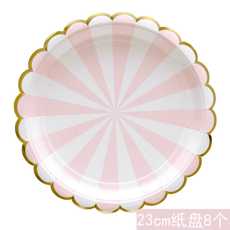 Assiettes à rayures roses
