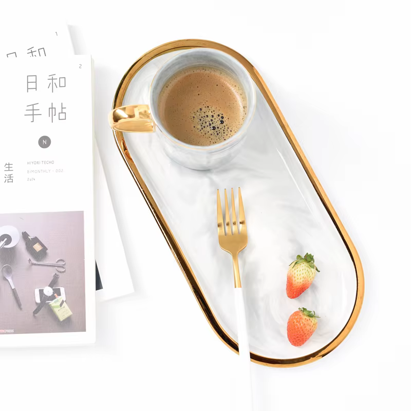 Assiette naren céramique de Bergame en marbre nordique
