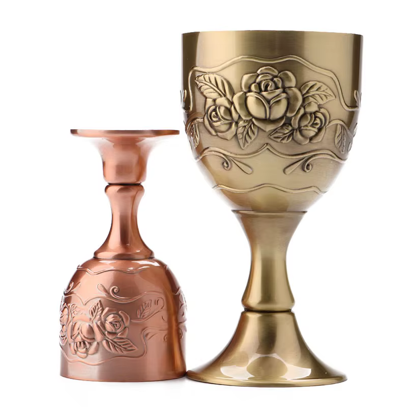 Verres à vin vintage pour la mer Méditerranée