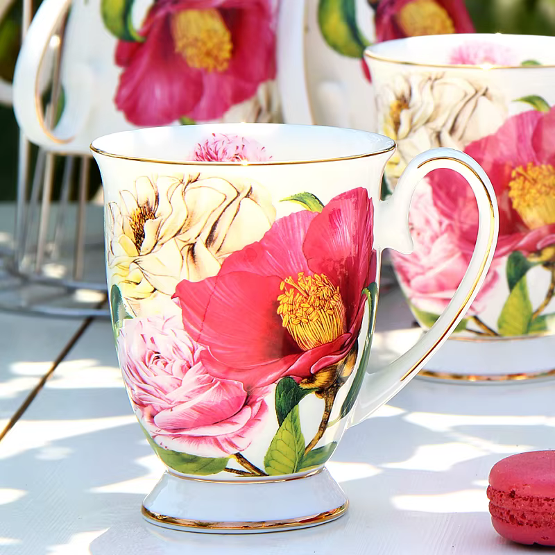 Tasse à café élégante en porcelaine ivoire de haute qualité