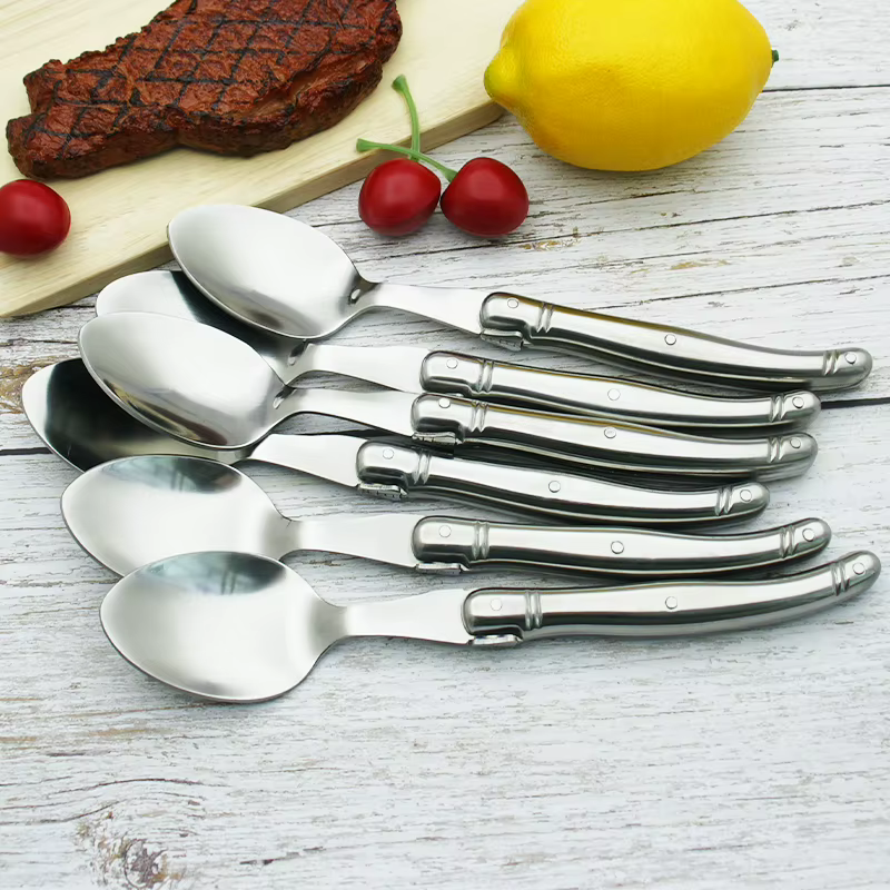 Cuillère à dîner 8.5 "Style laguna en acier inoxydable