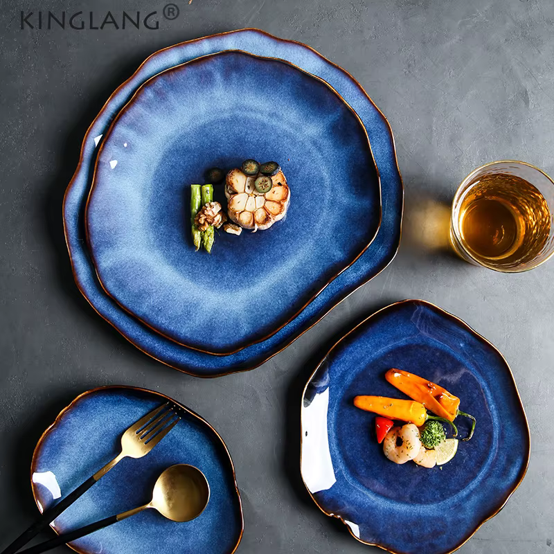 Assiette plate en céramique japonaise