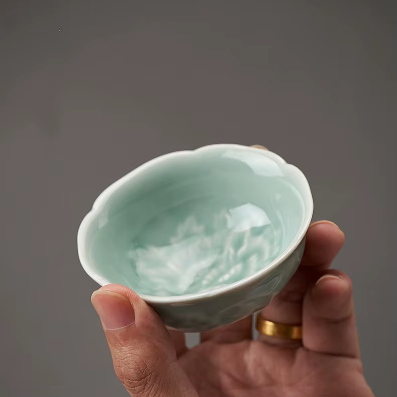 Ensemble de tasses à thé en céramique de céladon et pivoine