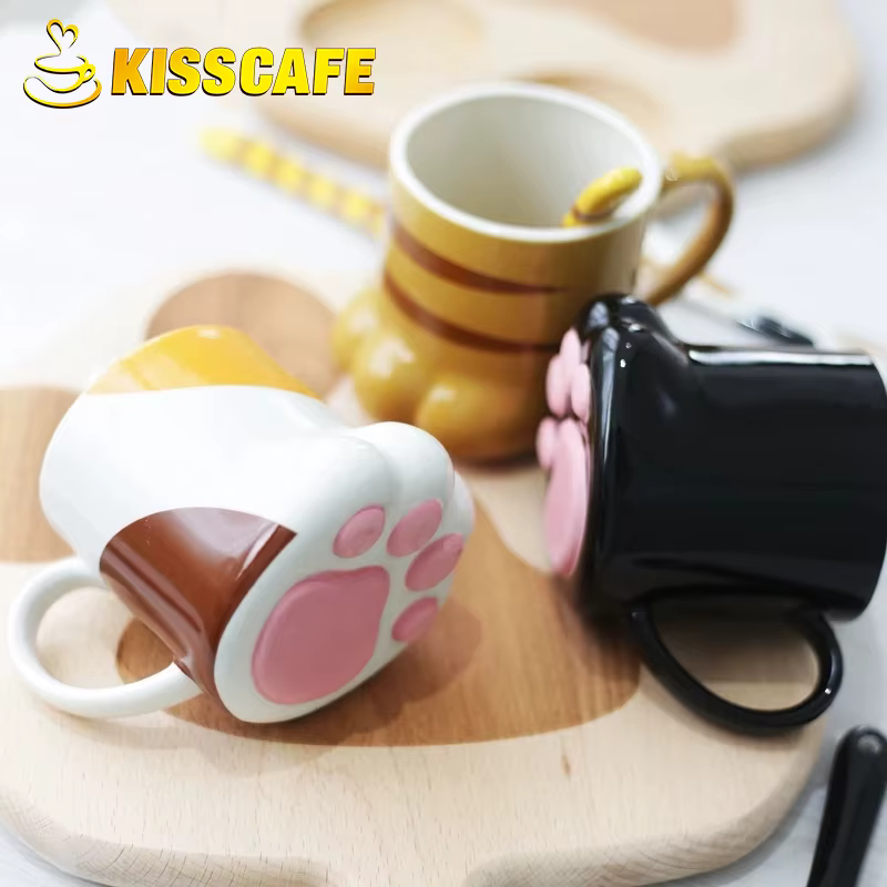 Tasse en porcelaine créative avec pattes de chat et de tigre