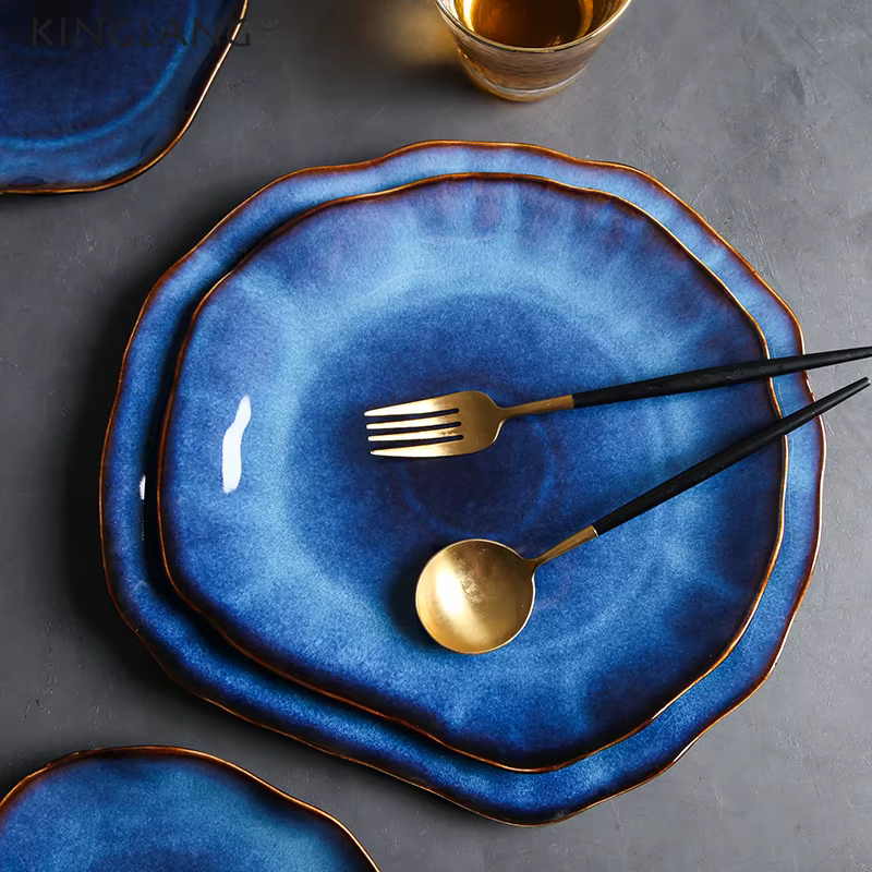 Assiette plate en céramique japonaise