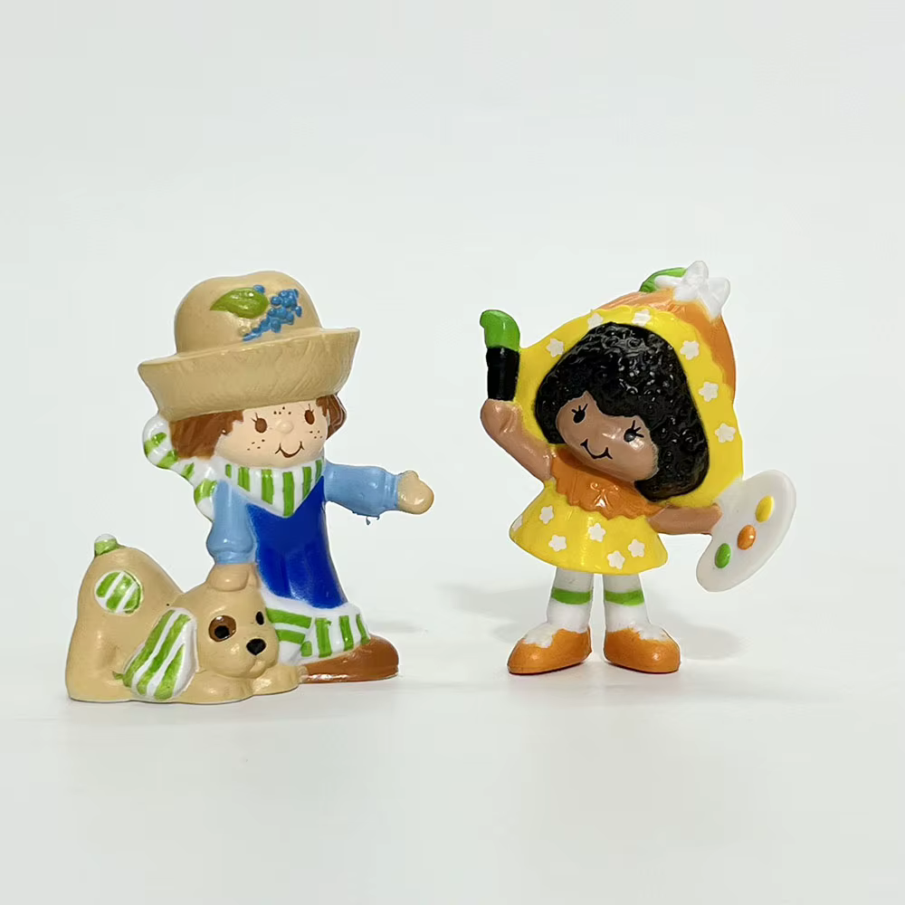 Fille aux fraises, style pastoral mignon, modèle de dessin animé, jouets kawaii, 6 pièces, jouet, décoration de gâteau, cadeau pour enfant, cadeaux, figurine d'anime, poupée