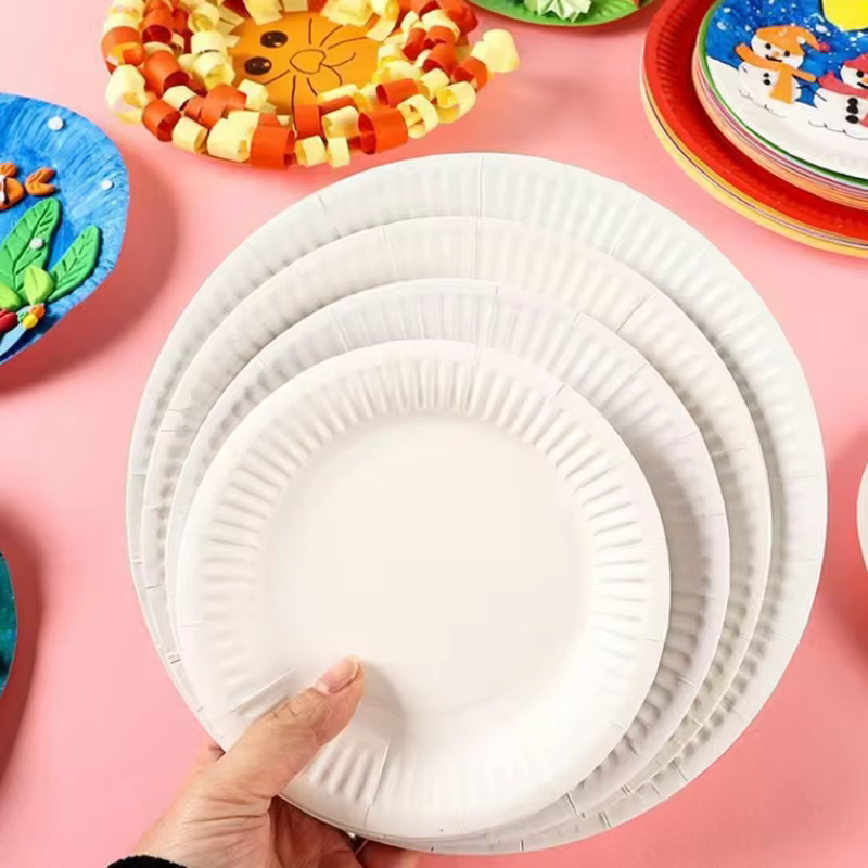 Assiettes en papier jetables