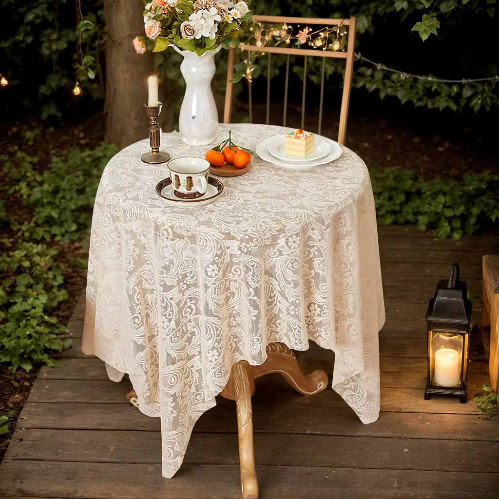 Nappe en dentelle de campagne Beige de Style français