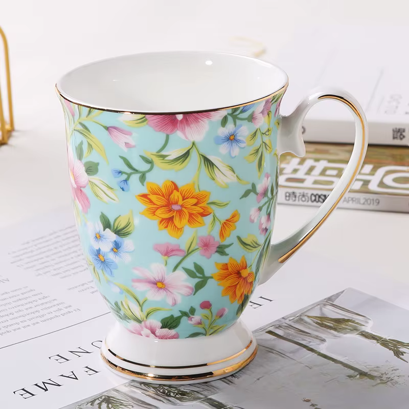 Tasse à café fleur peinte dorée en céramique de haute qualité