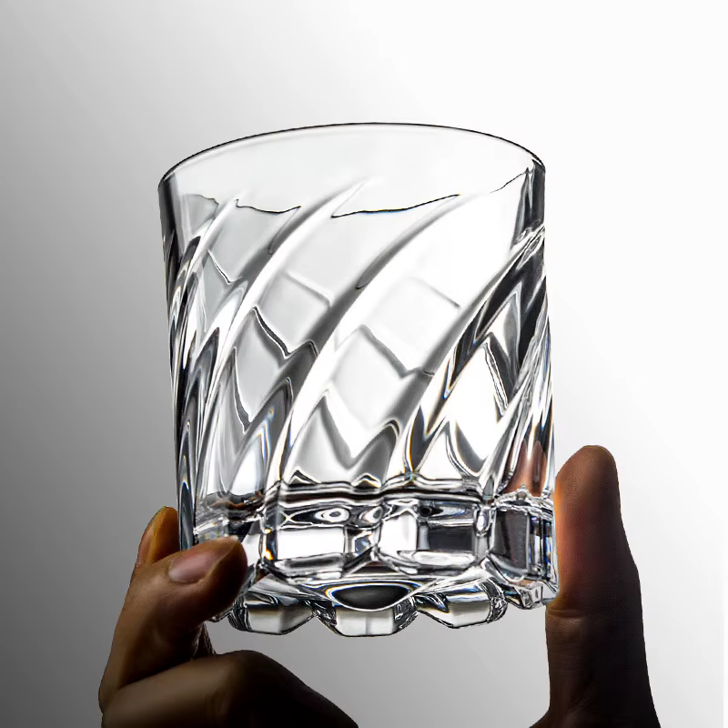 Verre à boire rond transparent pour whisky