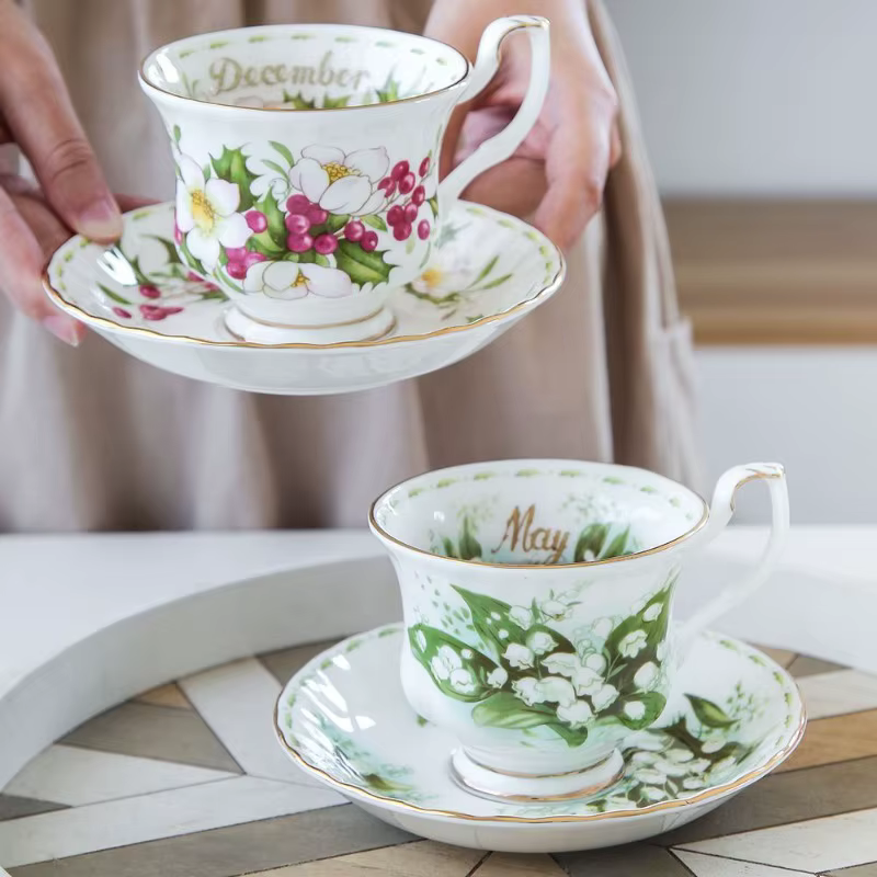 Service à thé Royal Albert en porcelaine fine pour le thé de l'après-midi - cadeau de luxe pour la maison