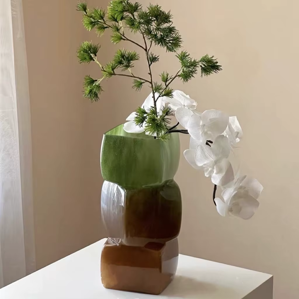 Vase en verre géométrique carré empilable marbré dégradé