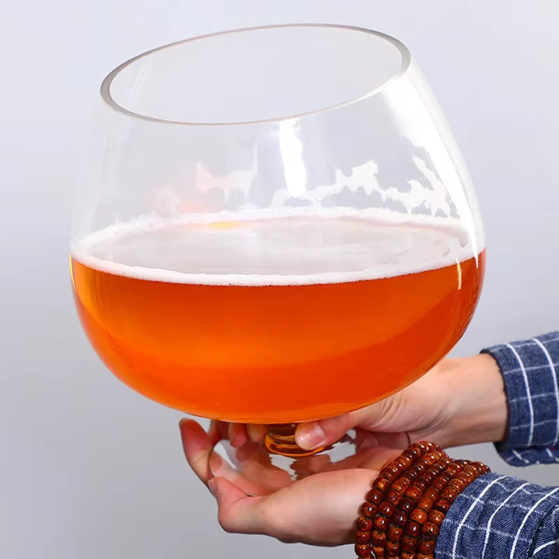 Verre à bière surdimensionné géant Overlord