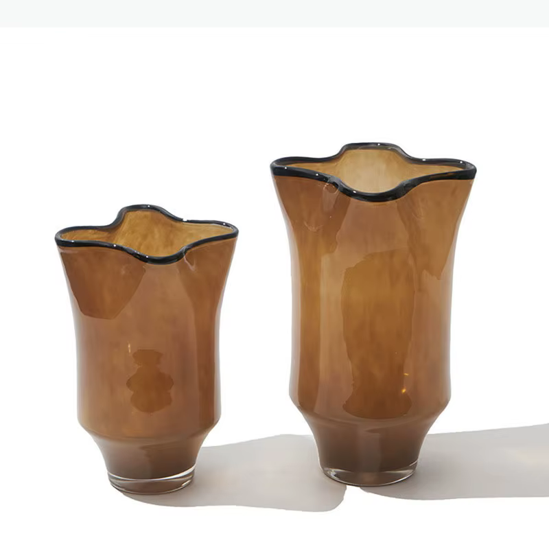 Vase en verre noir, décoration de bureau