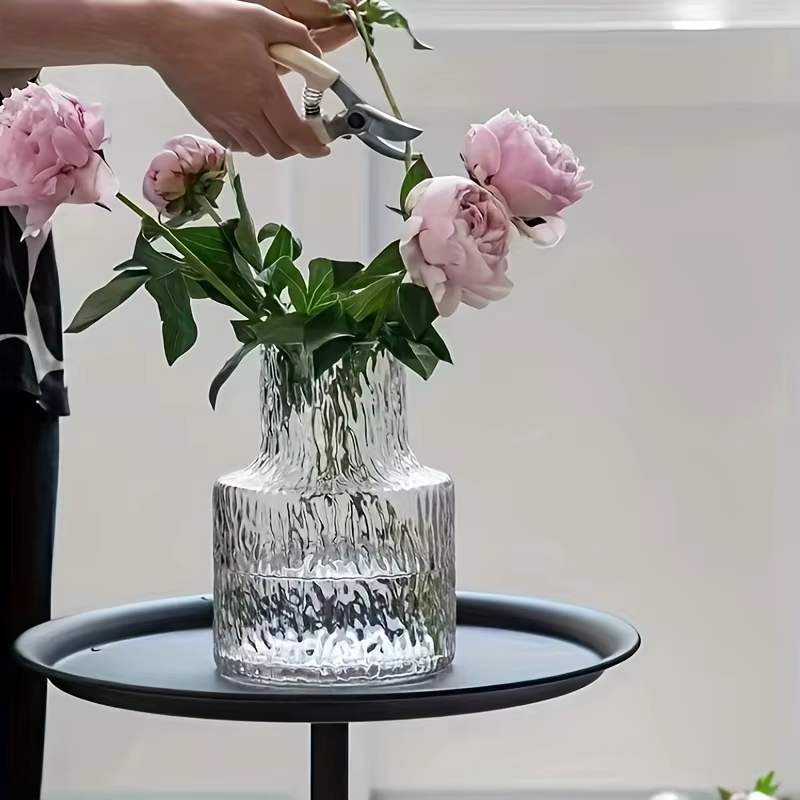 Vase en verre texturé glacier fait à la main