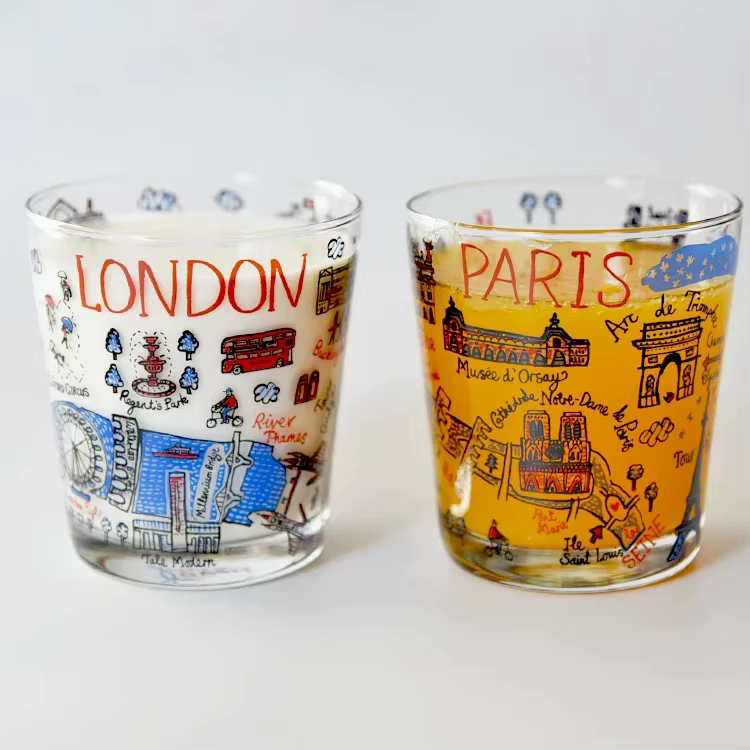 Verrerie illustrée sur le thème de la ville peinte à la main : verres à boire