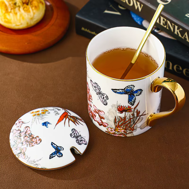 Tasse papillon bleu britannique