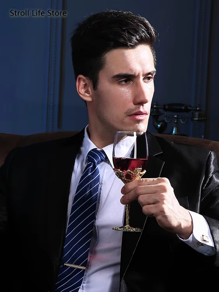 Ensemble de verres à vin rouge en cristal avec document en émail créatif