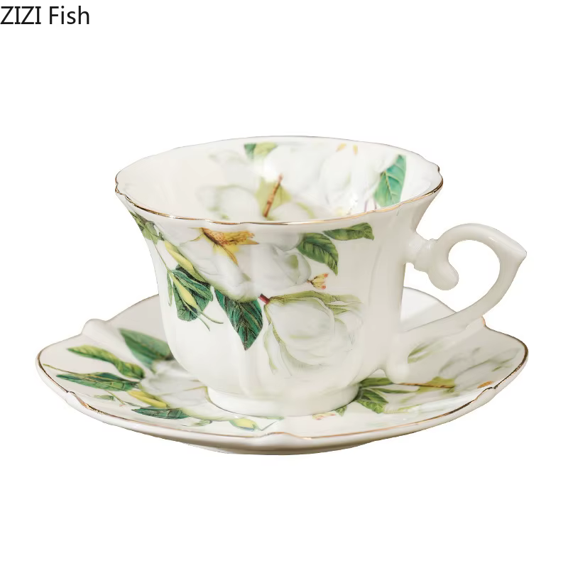 Tasses peintes camélia élégantes
