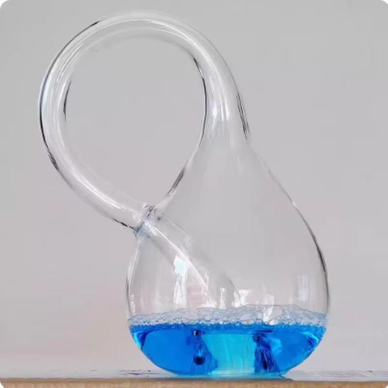 Bouteilles Klein décoratives en verre transparent pour salon
