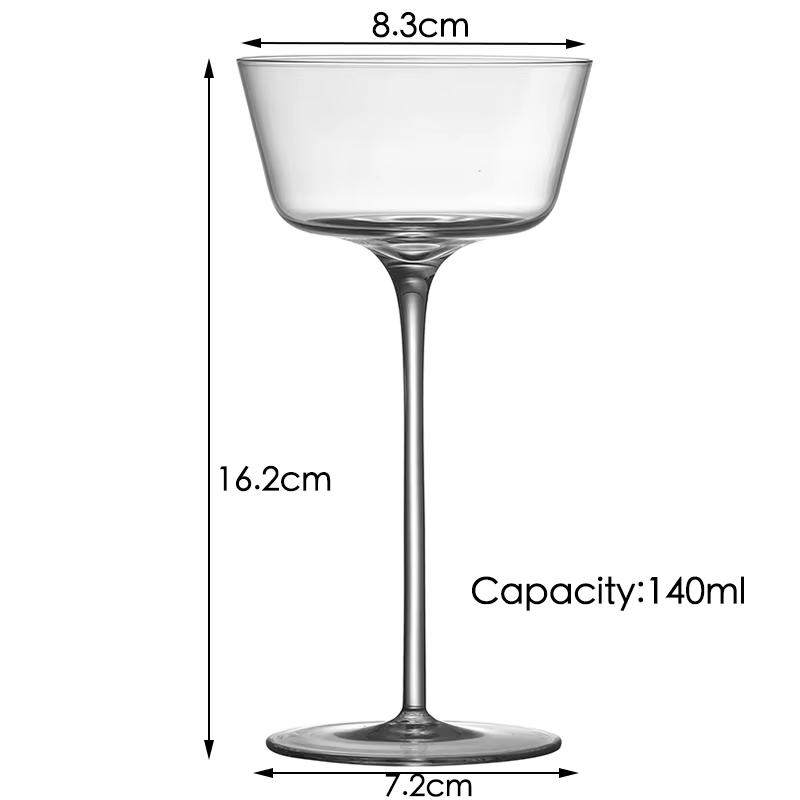 Lot de 4 verres à cocktail, verres à martini, à vin, de dégustation